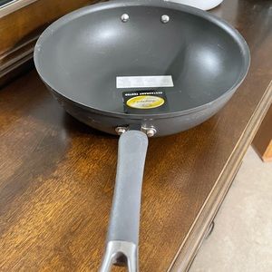❗️NEW❗️Pampered Chef 12 inch Wok